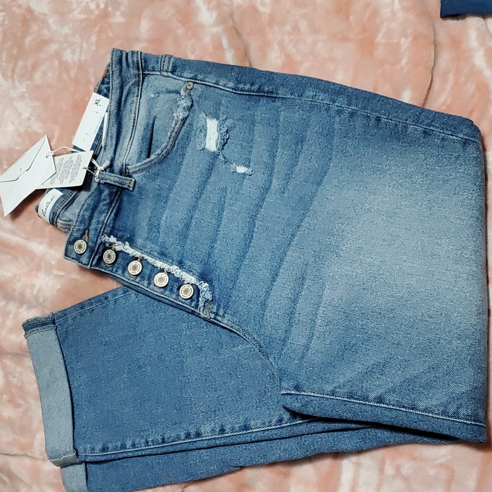 Kancan distressed button fly size XL